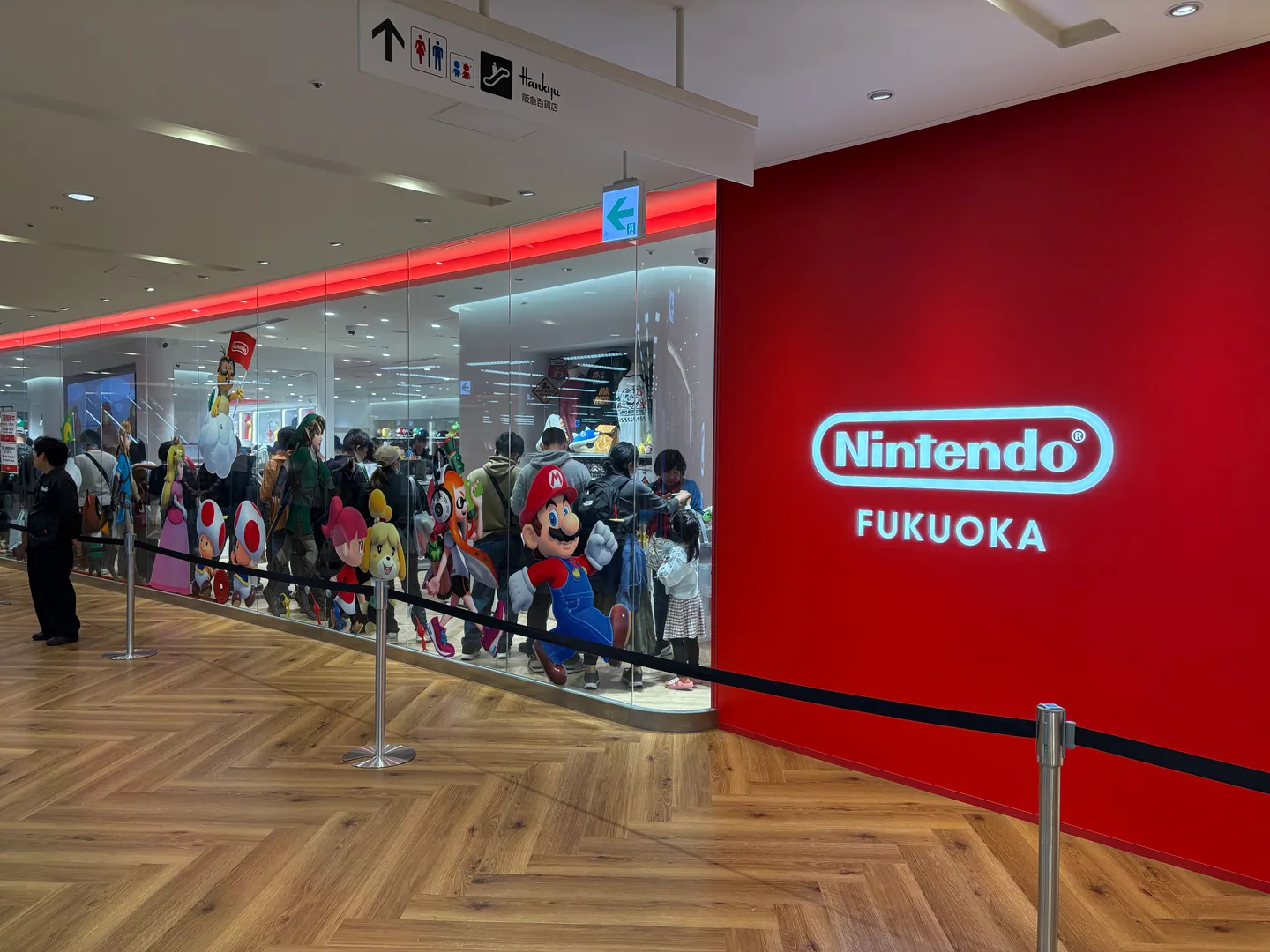 博多駅にニンテンドーショップができました！